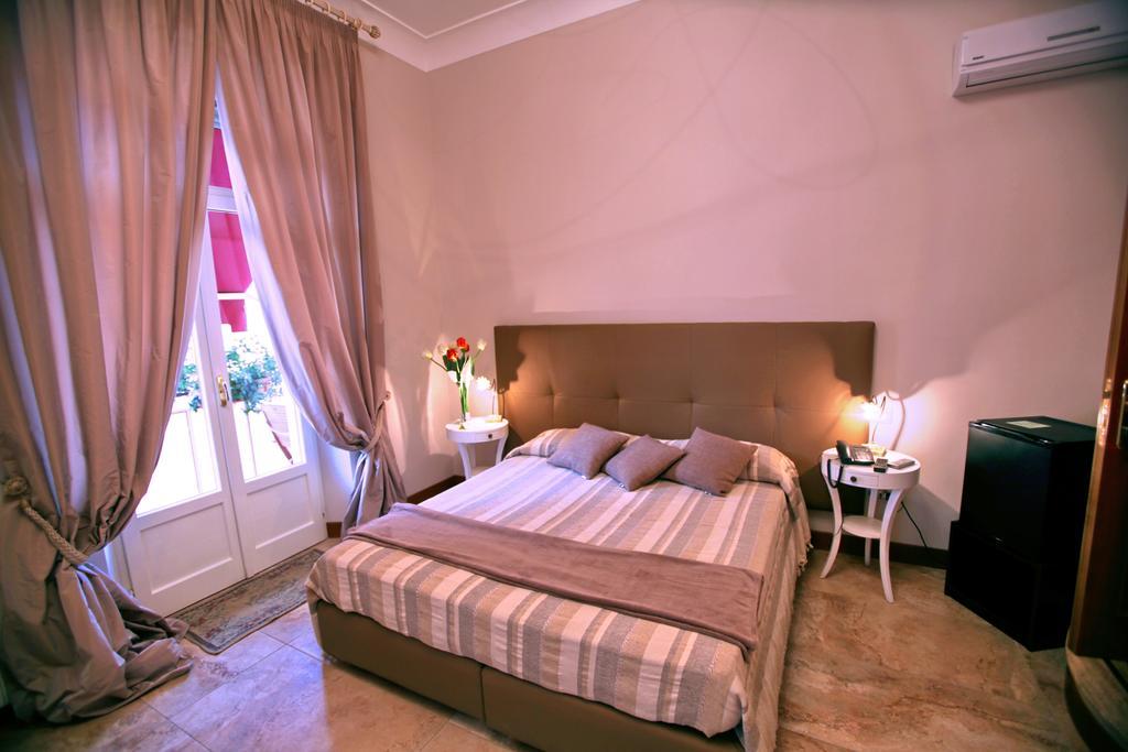 B&B Milu' Кротоне Экстерьер фото