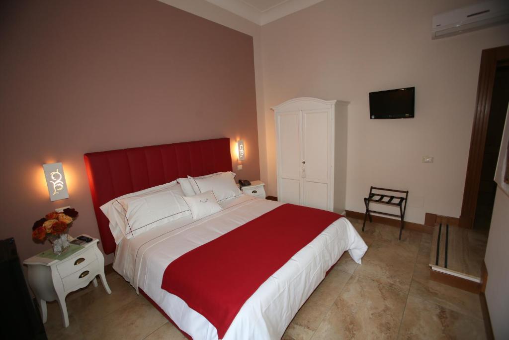 B&B Milu' Кротоне Экстерьер фото