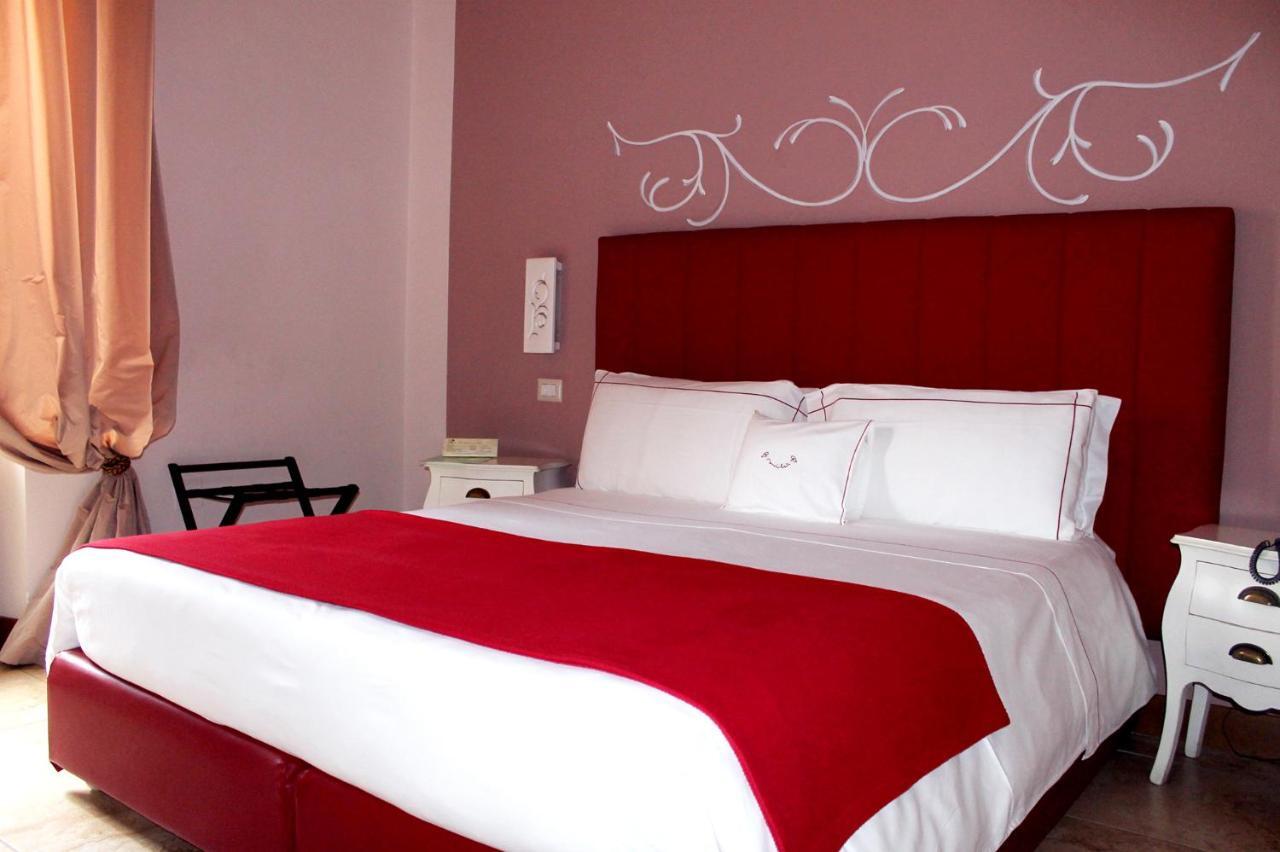 B&B Milu' Кротоне Экстерьер фото